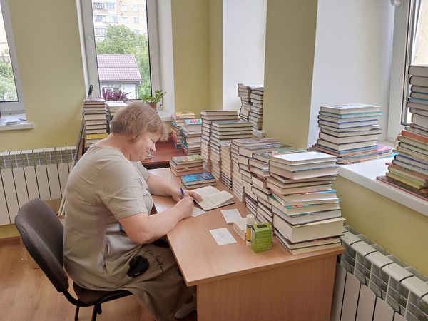 Бібліотечний фонд Боярської громади стрімко поповнюється